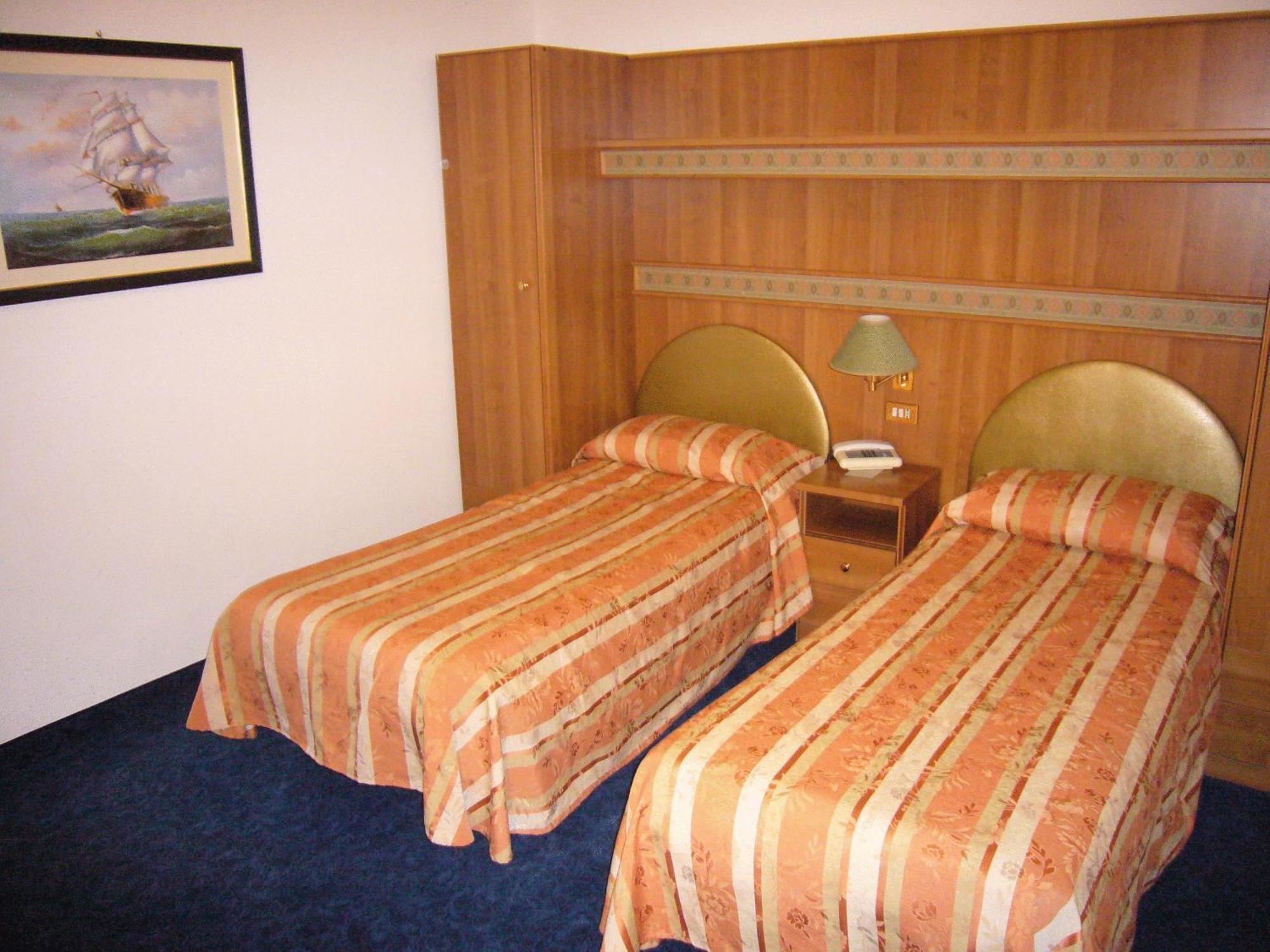 Hotel Kristall San Dona di Piave Luaran gambar