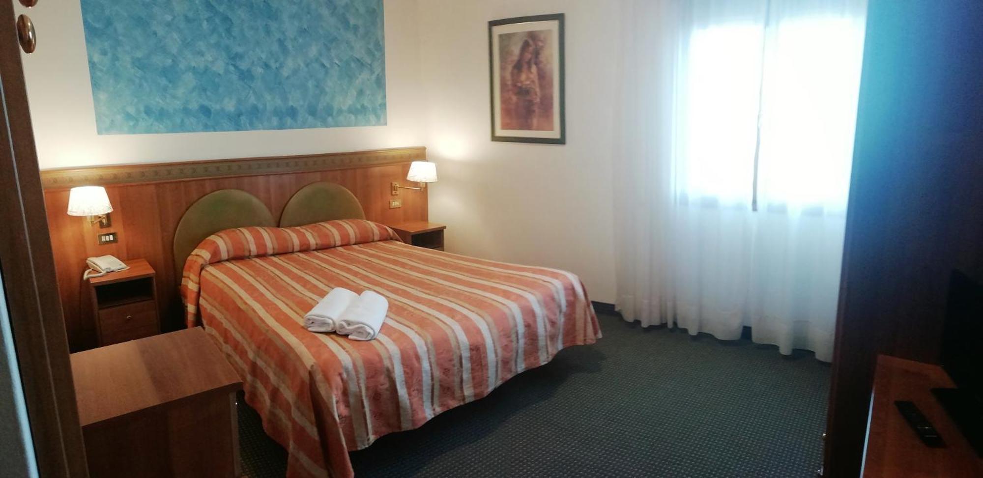 Hotel Kristall San Dona di Piave Luaran gambar